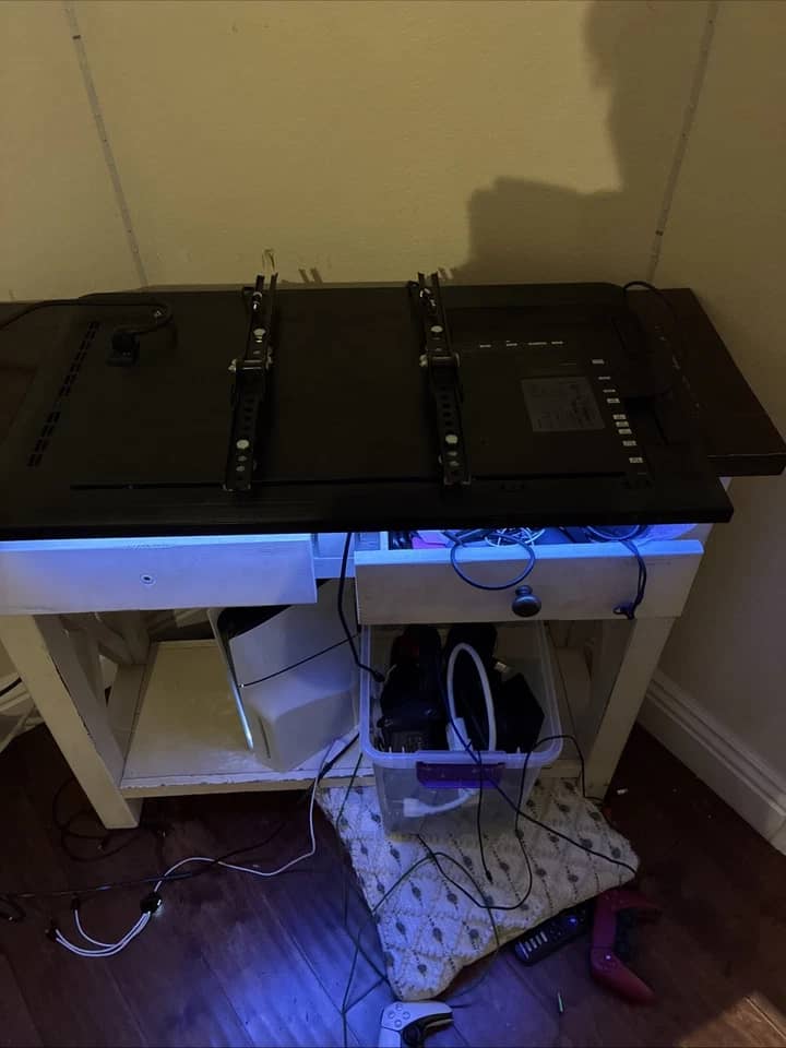 Samsung M32f Monitors