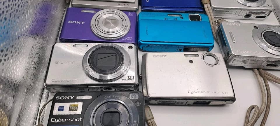 Sony Cyber-shot DSC-W830 Digital Cameras Black New Body Only