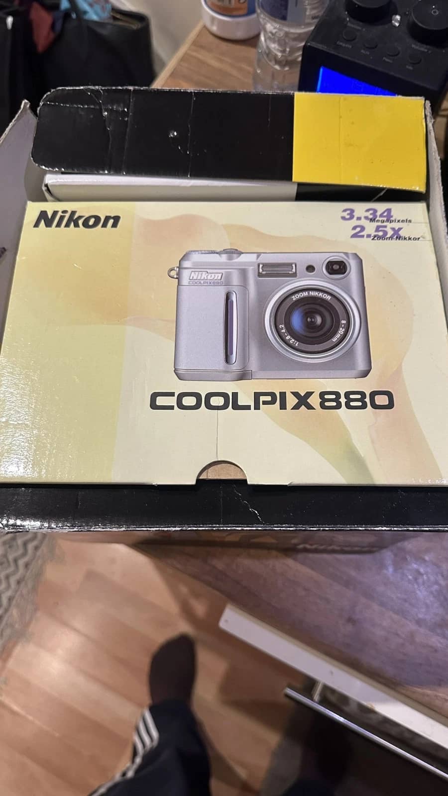 Nikon COOLPIX 880 Digital Cameras Silver Used - Good Body Only