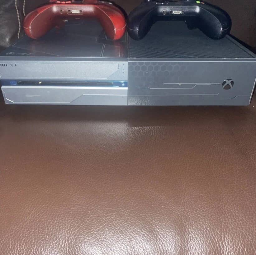 Microsoft Xbox One Video Game Consoles