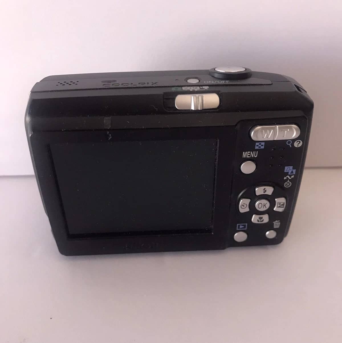 Nikon COOLPIX L1 Digital Cameras Black New Body Only