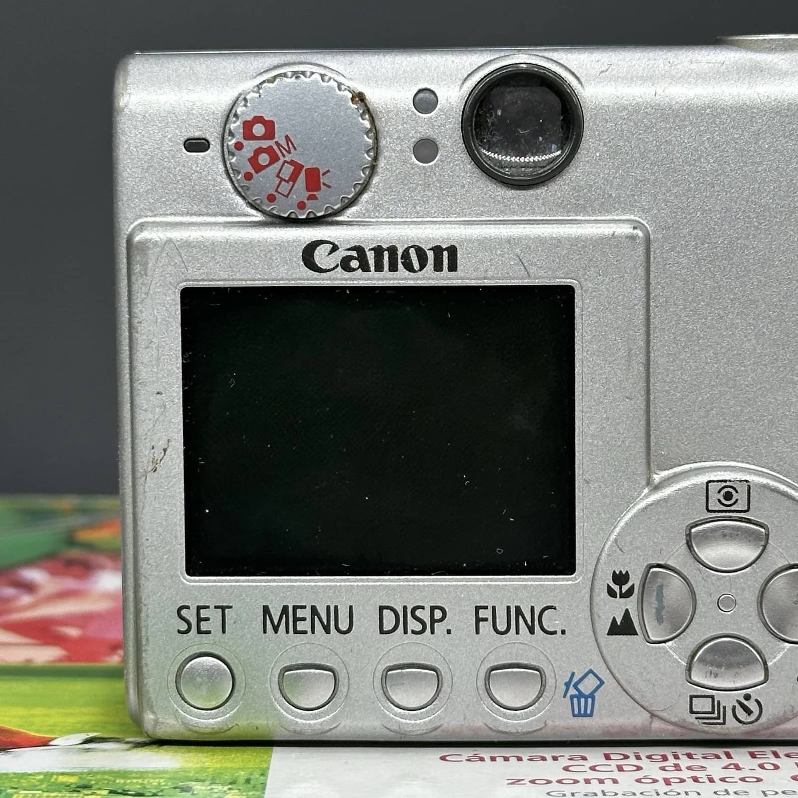 Canon PowerShot S400 Digital ELPH Digital Cameras Silver New Body Only