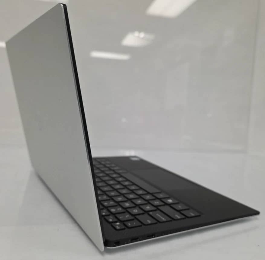 Dell XPS 13 9370 Computers