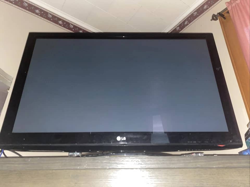 LG 50UQ70006LB TVs