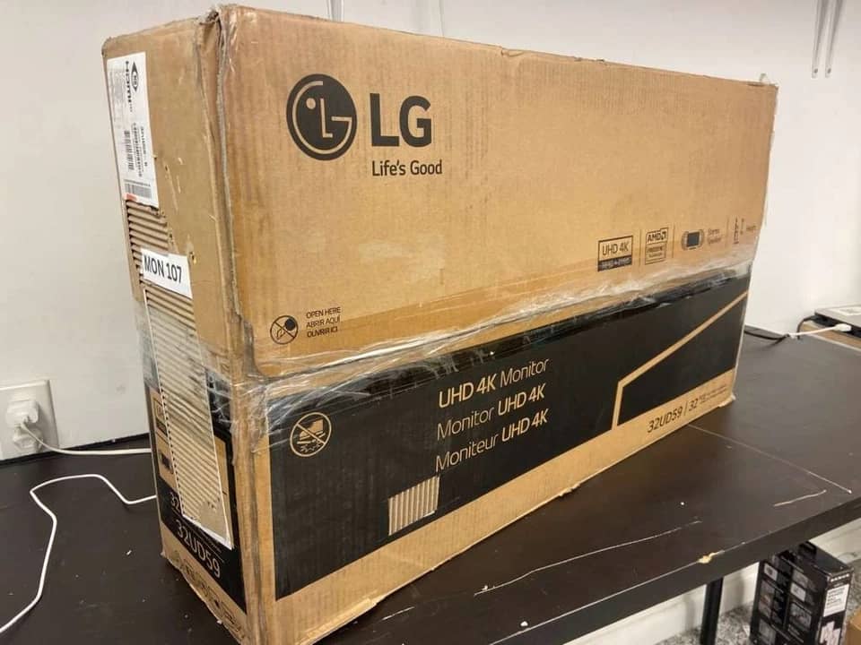 LG 32UD59 Monitors