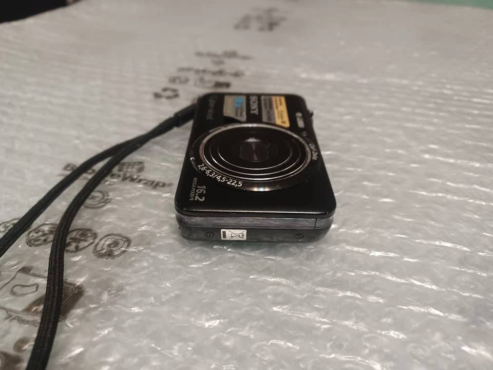 Sony DSC WX7 Digital Cameras Silver New Body Only