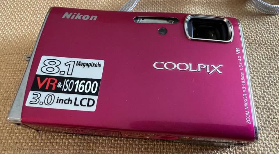 Nikon COOLPIX S51 Digital Cameras Black New Body Only