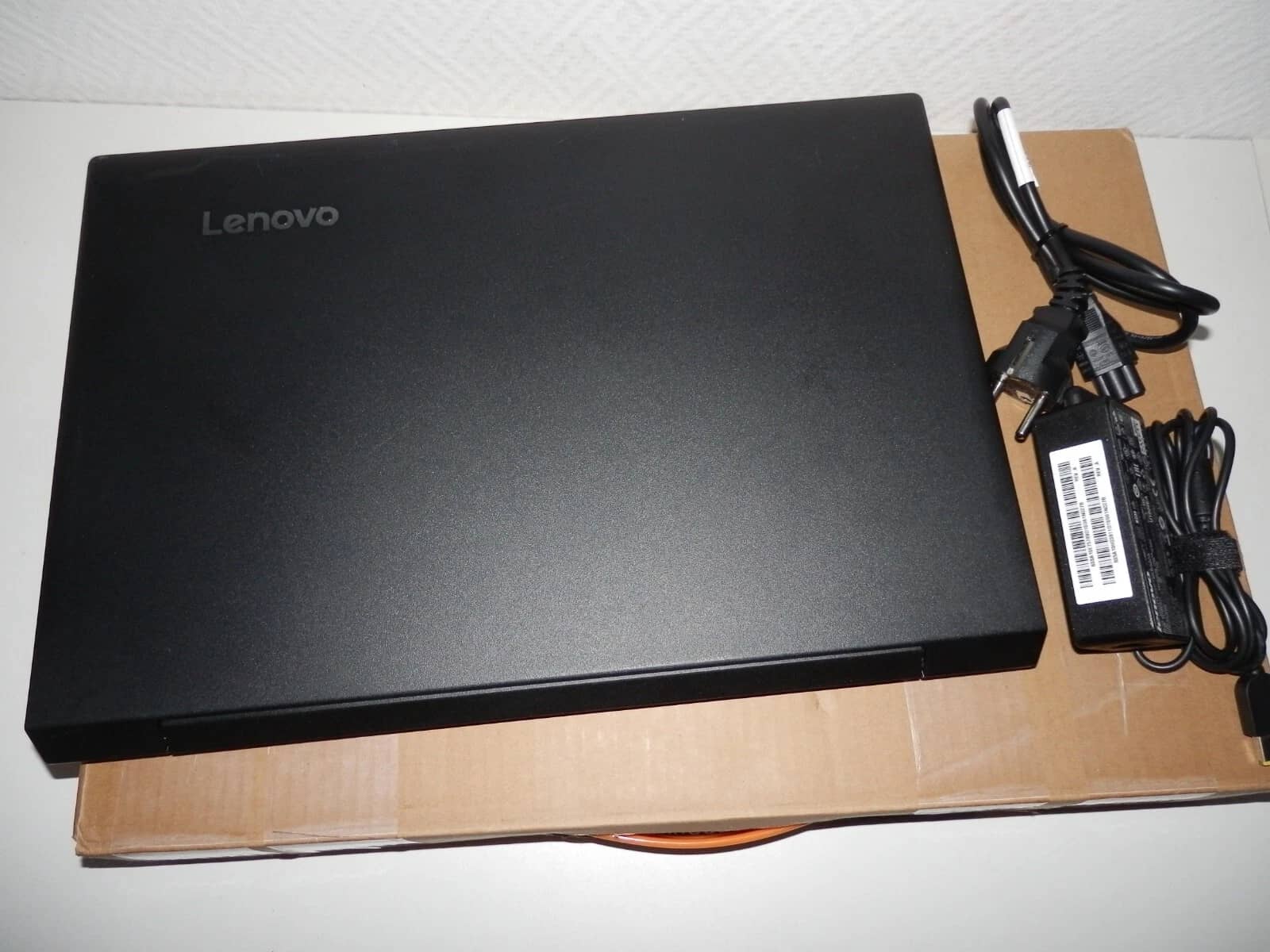 Lenovo V110-15ISK Computers Used - Good
