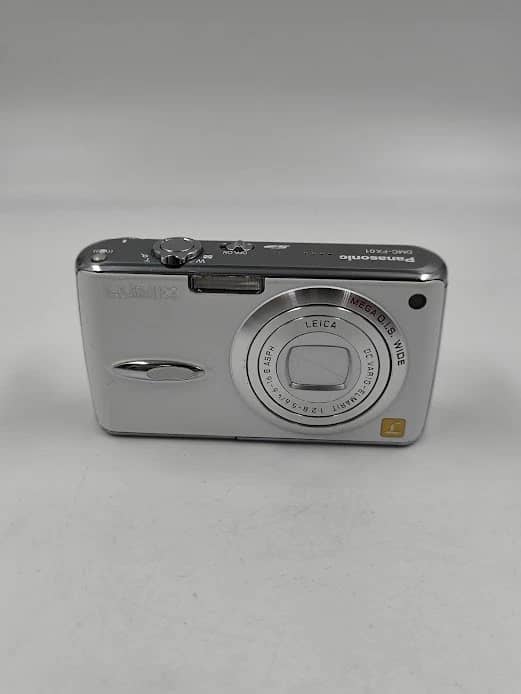 Panasonic LUMIX FX01 Digital Cameras Black Used - Good Body Only