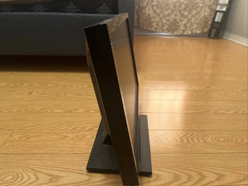 Dell E1910H Monitors