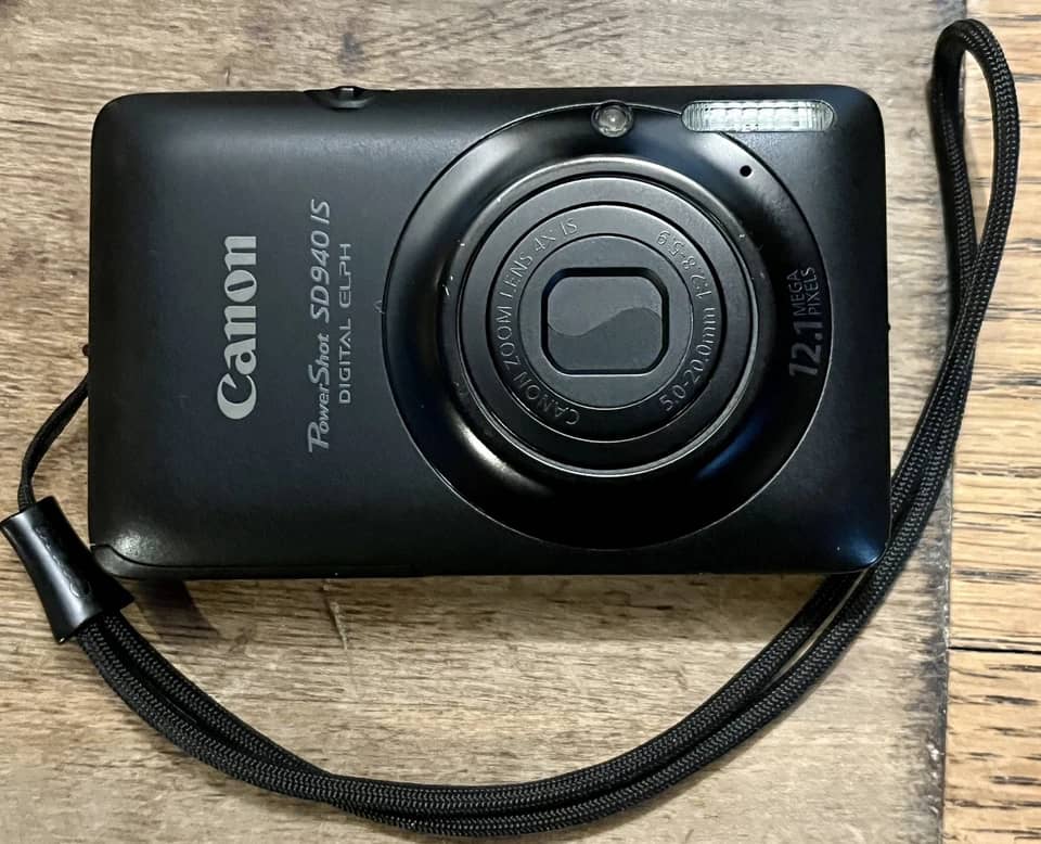 Canon PowerShot SD940IS Digital Cameras Silver New Body Only