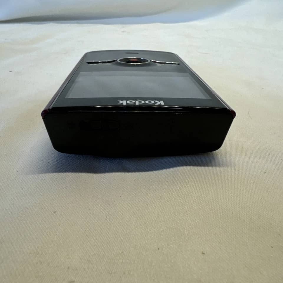 Kodak Z8 Digital Cameras
