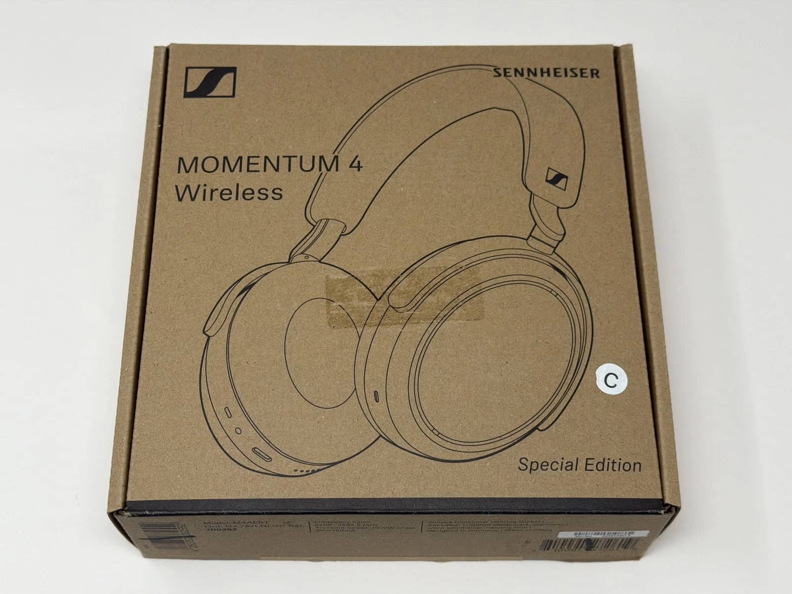 Sennheiser MOMENTUM Headphones & Earbuds Black New