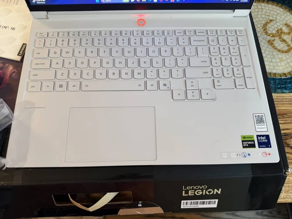 Lenovo Legion 7i 16IAX7 Computers 1TB 32GB New