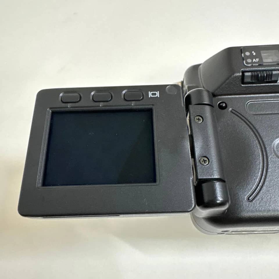 Nikon COOLPIX 5000 Digital Cameras Black New Body Only