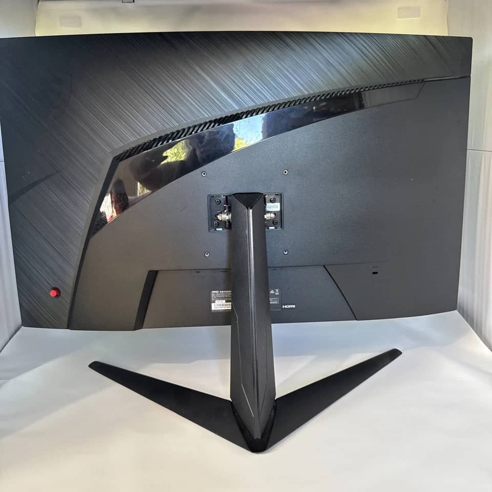 MSI Optix G27C5 Monitors