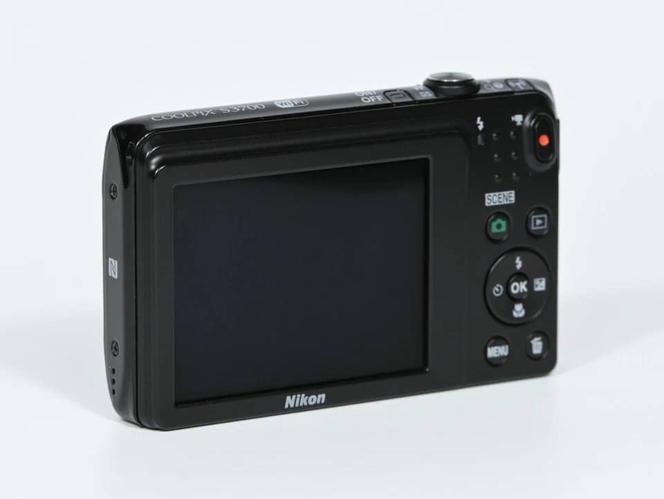 Nikon COOLPIX S3700 Digital Cameras Silver New Body Only