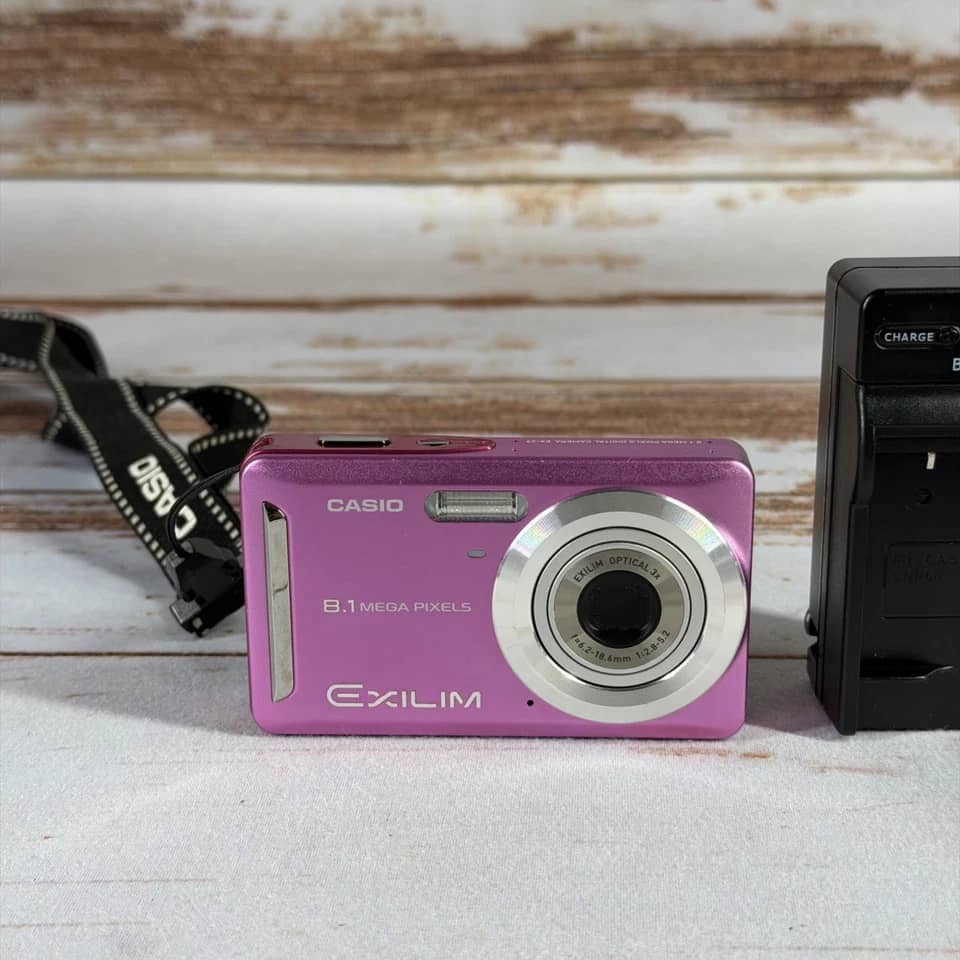 Casio Z9 Digital Cameras