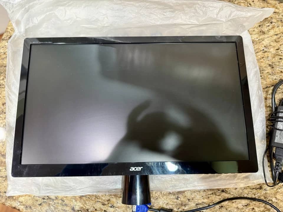 Acer G226HQL Monitors
