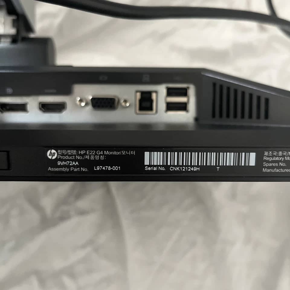 HP E22 G4 Monitors