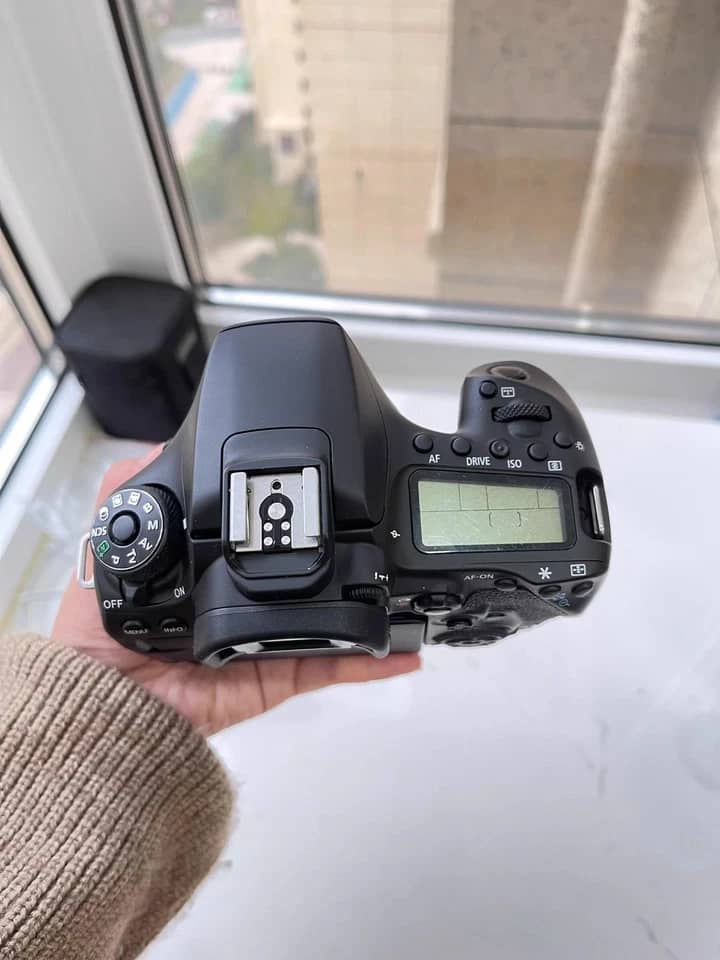 Canon EOS 90D Digital Cameras