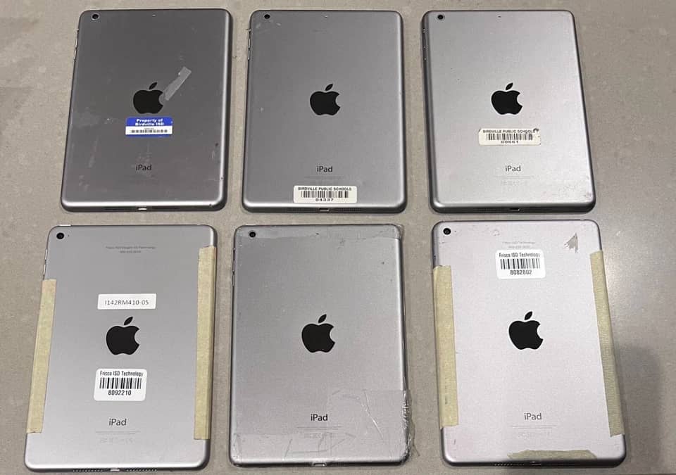 Apple iPad Mini 4 Tablets