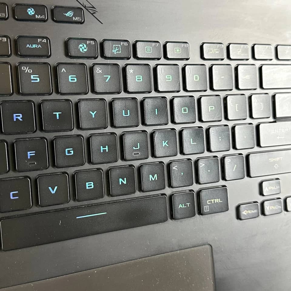 ASUS ROG Strix Scar G733 Computers