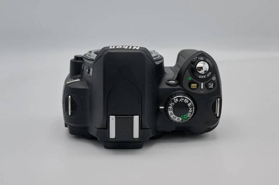 Nikon D40 Digital Cameras Black New Body Only