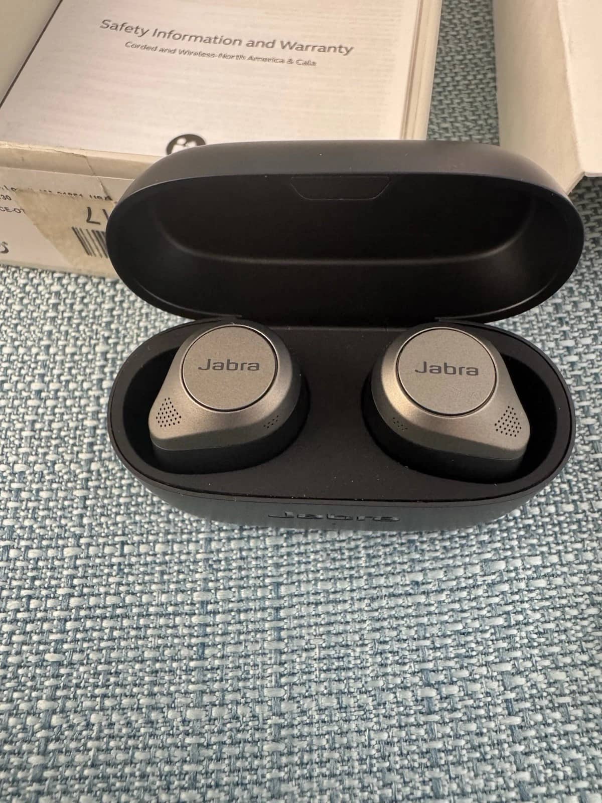 Jabra Elite 85t Headphones & Earbuds Gold New