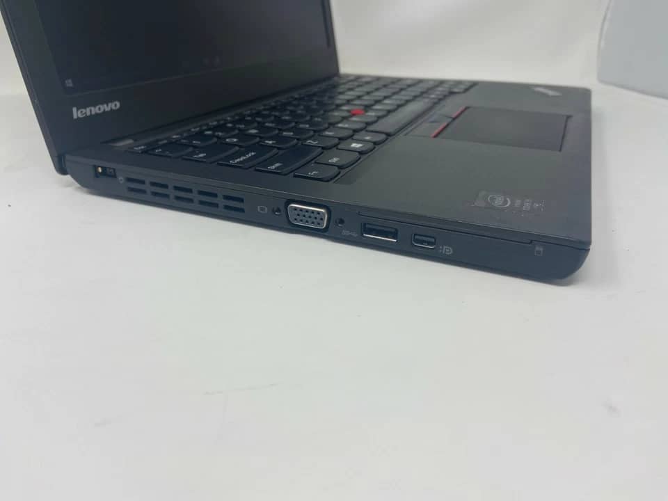 Lenovo ThinkPad X250 Computers