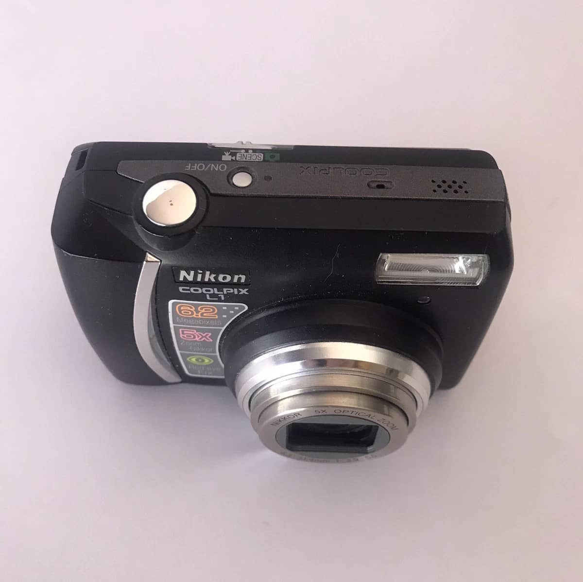 Nikon COOLPIX L1 Digital Cameras Black New Body Only