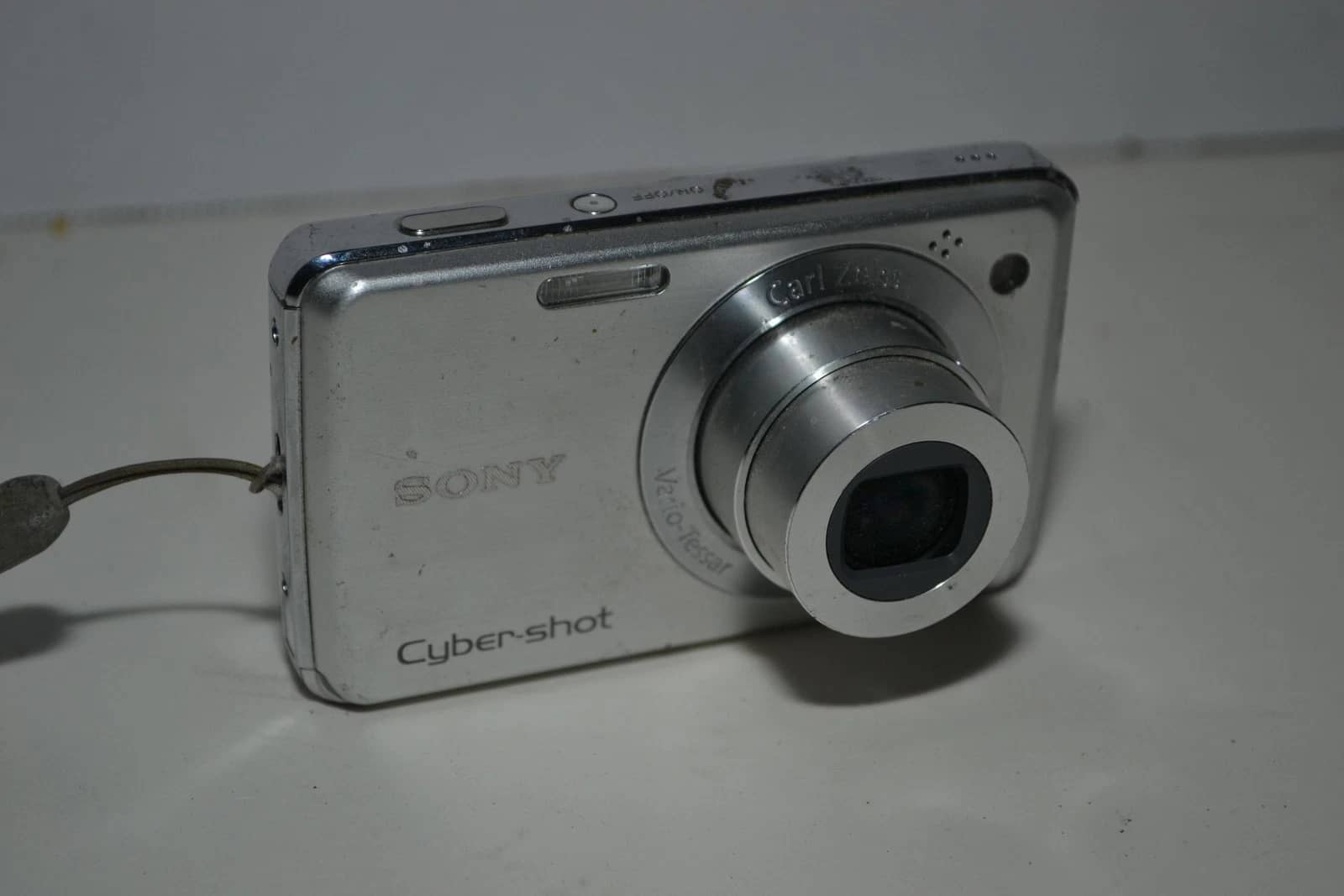 Sony Cyber-shot DSC-WX220 Digital Cameras Black New Body Only