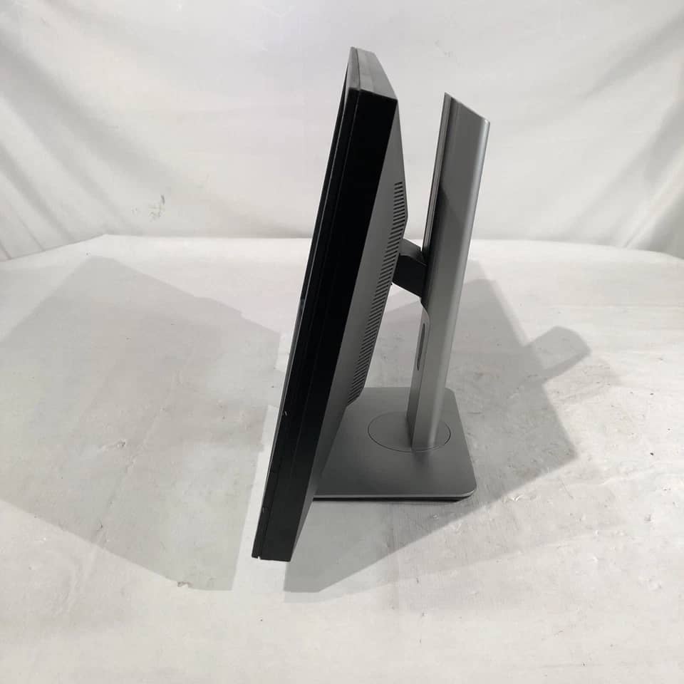 Dell P2210 Monitors