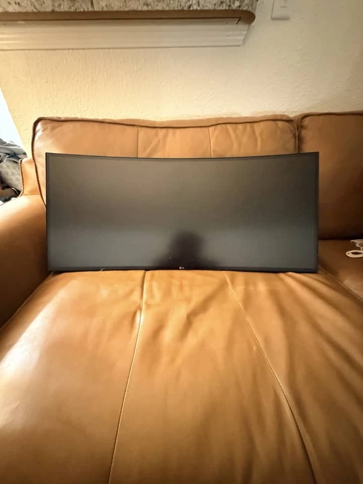 LG 34G630A Monitors