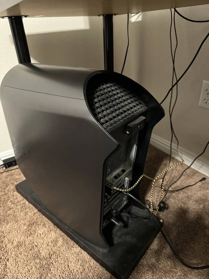 Dell Alienware Aurora R14 Computers