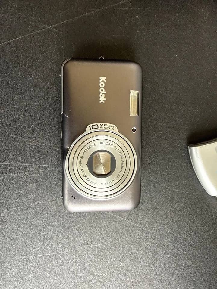 Kodak EasyShare V1003 Digital Cameras Brown New Body Only