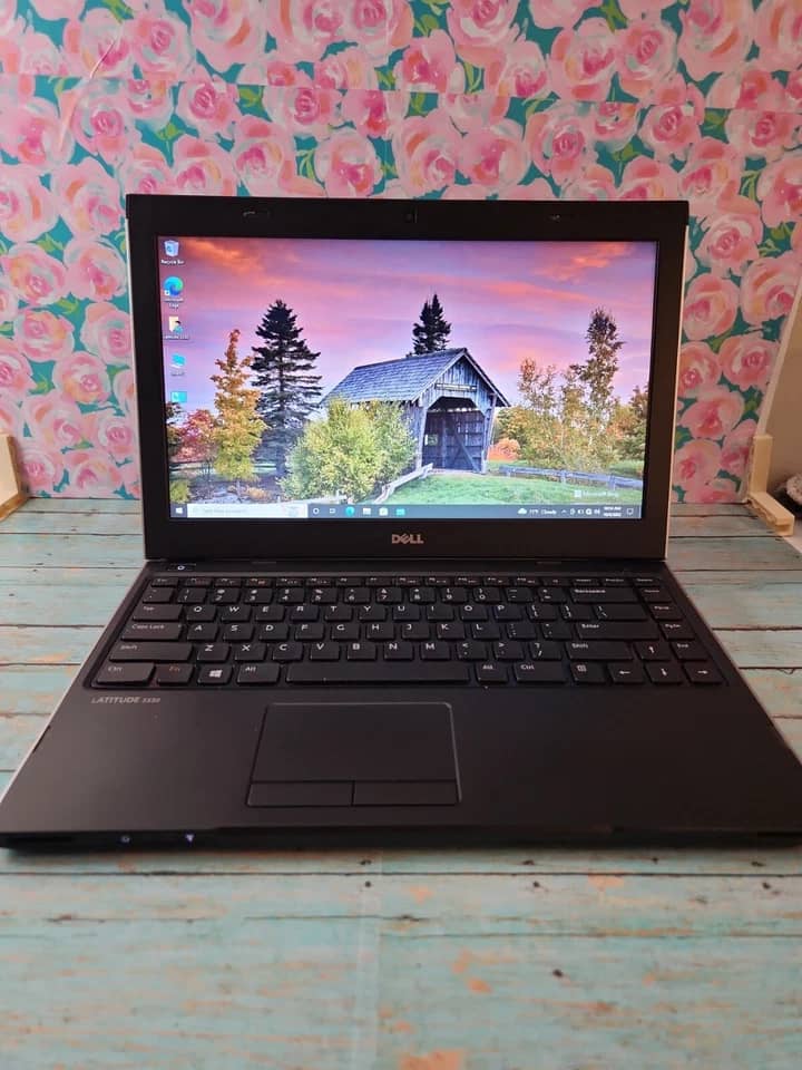 Dell Latitude 3330 Computers