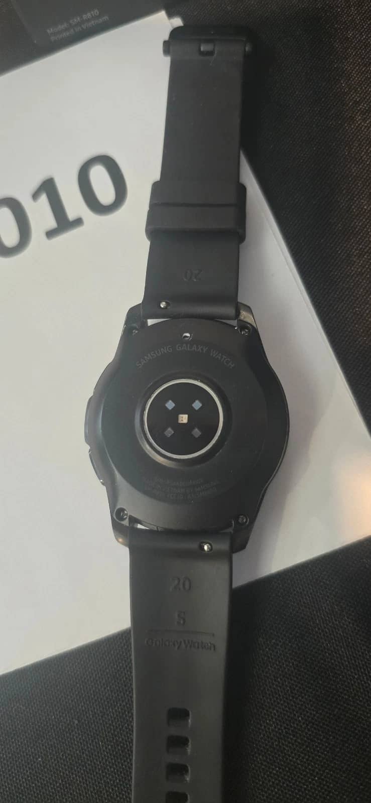 Samsung SM-R810 Smartwatches Black 42mm New