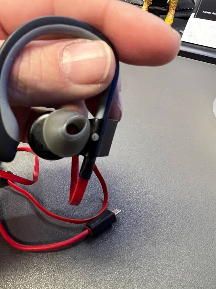 Beats Life Q30 Headphones & Earbuds 
