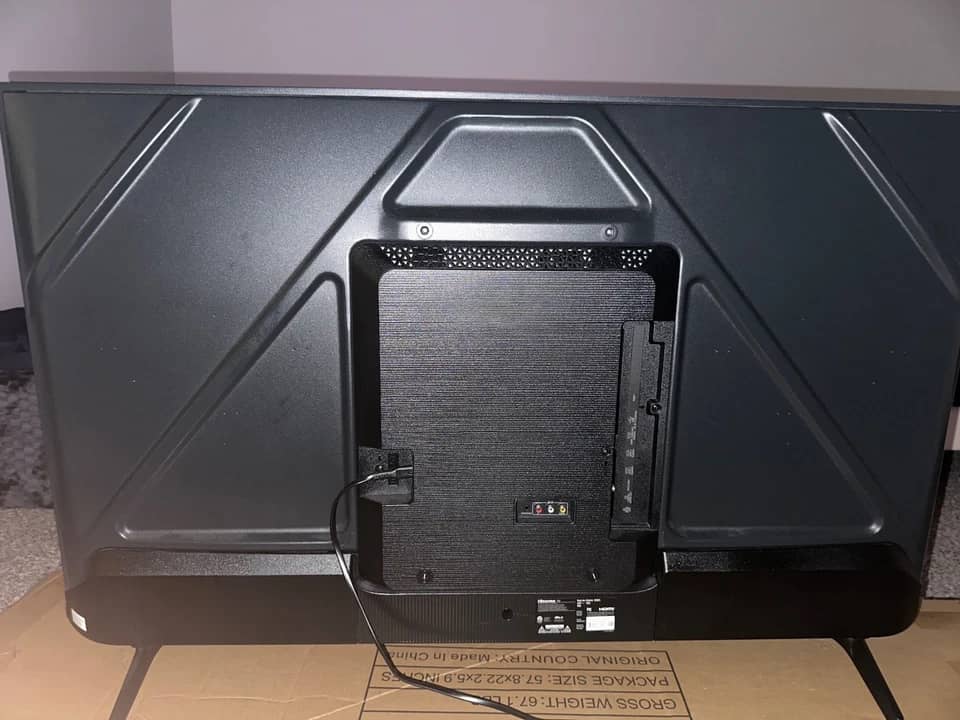 Hisense 50R6E5 TVs