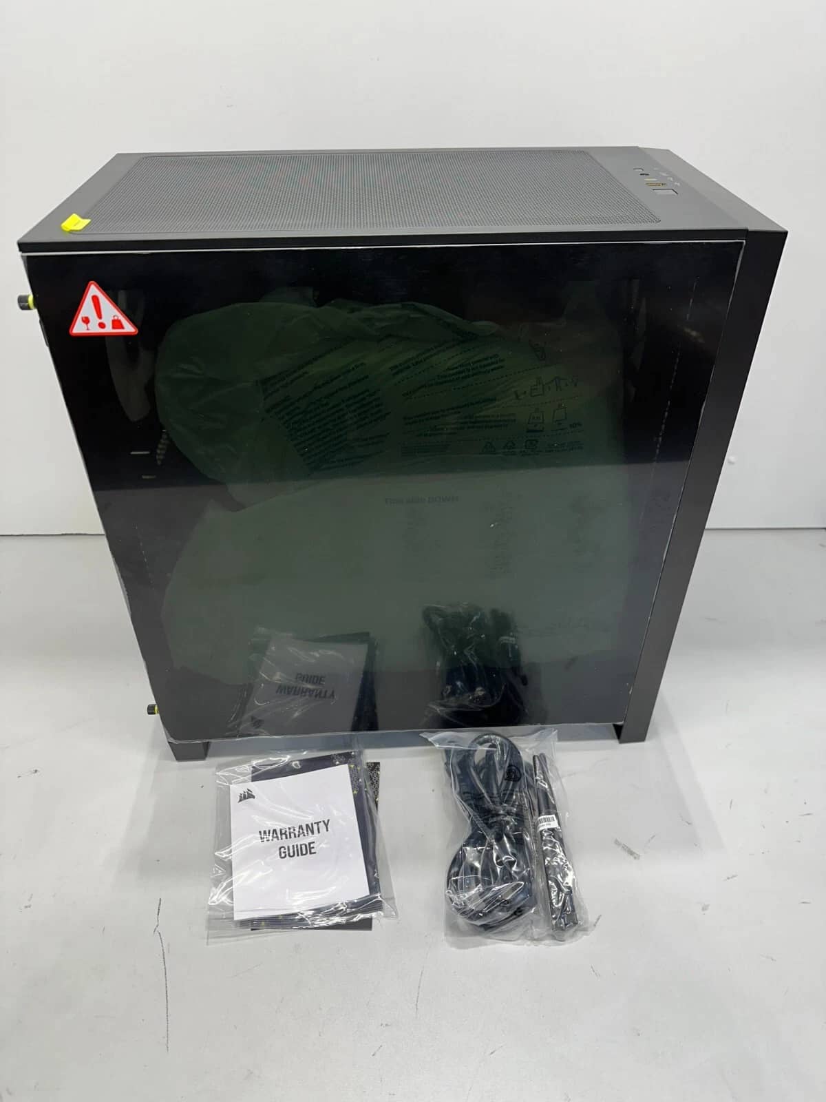 Corsair VENGEANCE i7400 Computers Used - Good