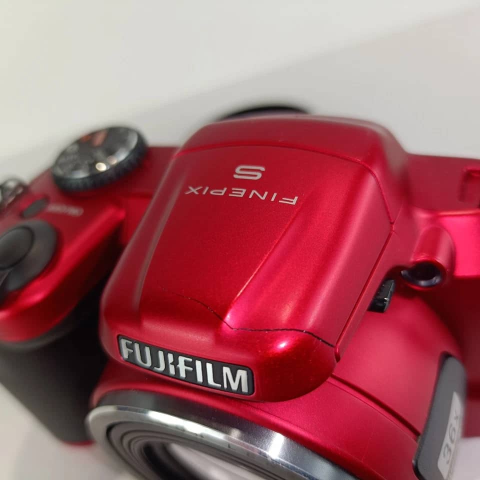 Fujifilm FinePix S8600 Digital Cameras Black New Body Only