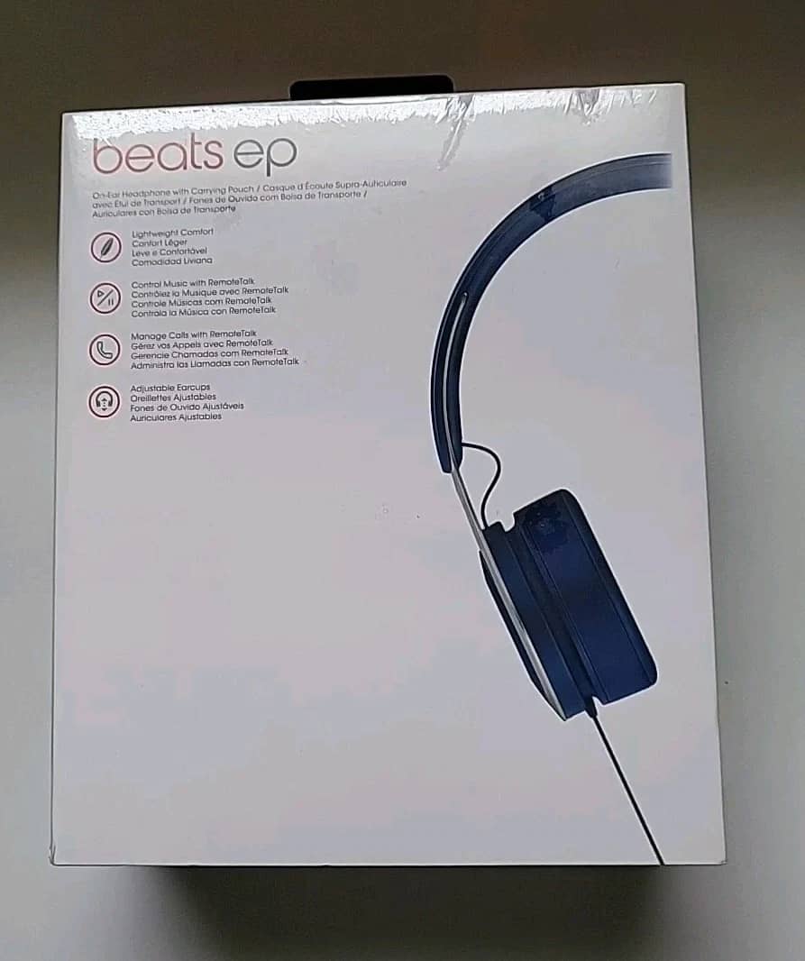 Beats ML9D2LLA Headphones & Earbuds Blue New