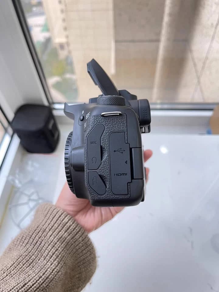 Canon EOS 90D Digital Cameras