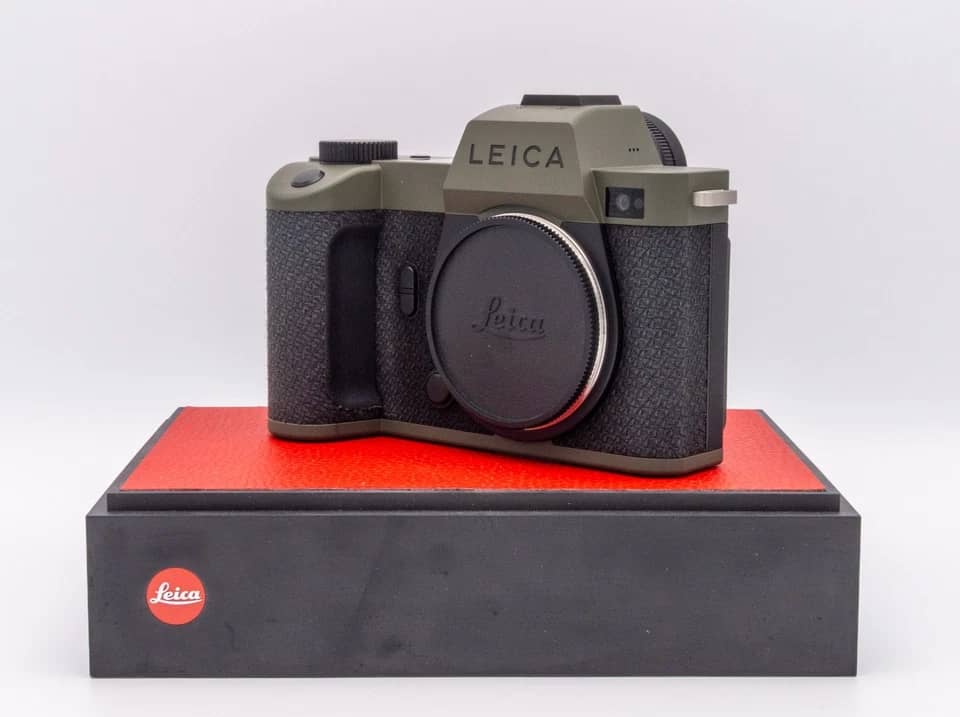 Leica SL2 Digital Cameras