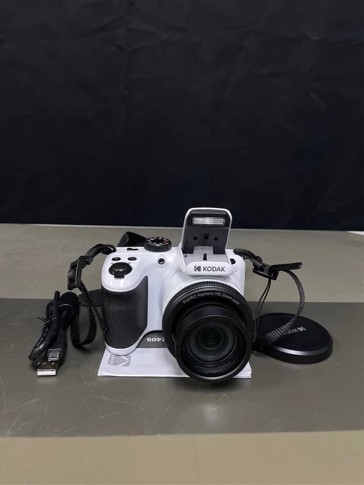 Kodak AZ405 Digital Cameras