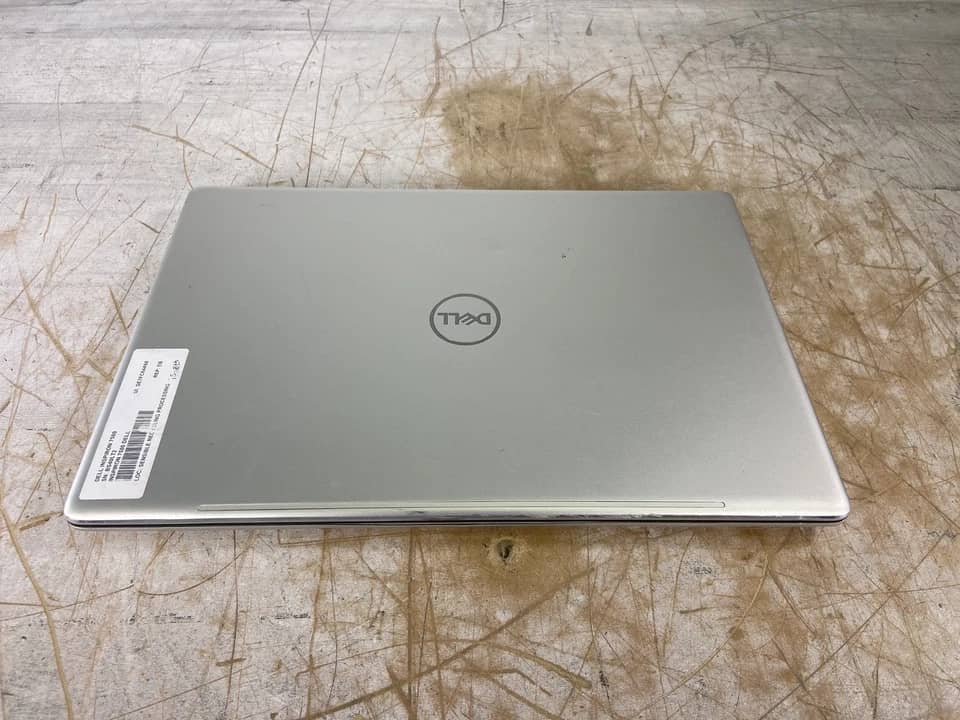 Dell Inspiron 7580 Computers 256GB 8GB Used - Good