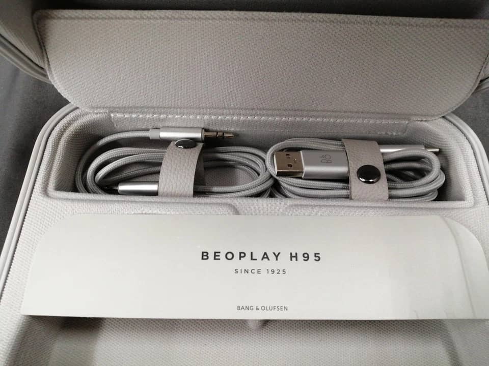 Bang & Olufsen Beoplay H95 Headphones & Earbuds 