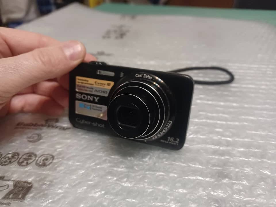 Sony DSC WX7 Digital Cameras Silver New Body Only
