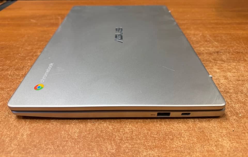 ASUS Chromebook C424MA Computers